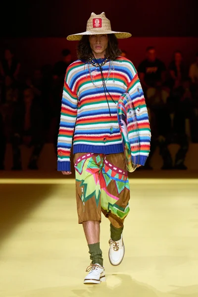 Look 21
